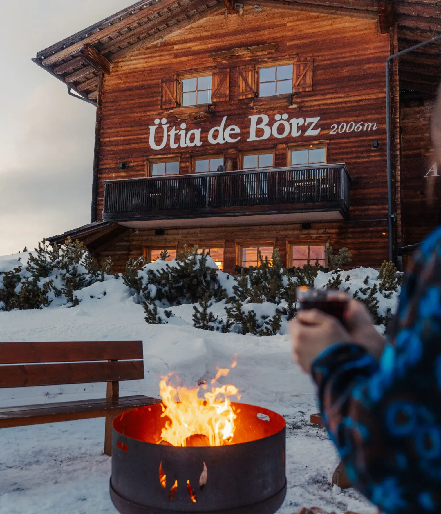 Sunset aperitif at the foot of Sass de Putia 3